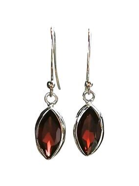 Sterling silver garnet dangle drop earrings